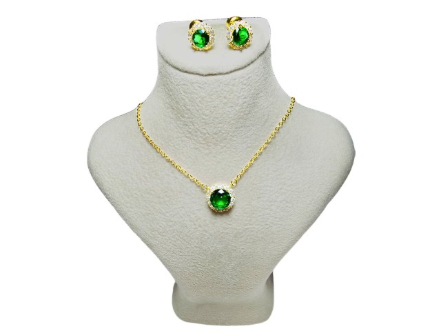 Set cercei+lant placat cu piatra verde CBS 001 Set cercei+lant placat cu piatra verde CBS 001
