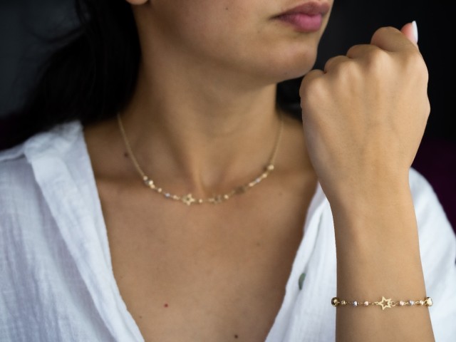 Set Lant si Bratara bile aur 14 K si stelute - pret optim Set Lant si Bratara bile aur 14 K si stelute - pret optim